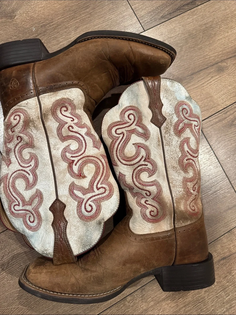 Ariat Women’s Brown Leather Cowboy Boots with White & Red Embroidered Shaft